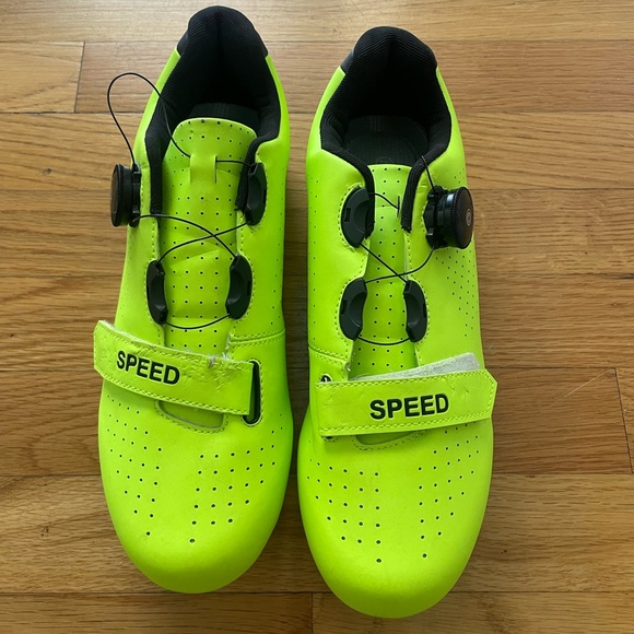 Speed Spin Shoes - Picture 6 of 6